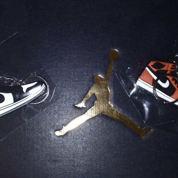 Keychains - Picture 4 of 8